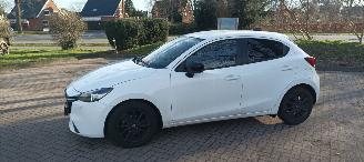 Mazda 2 Bj: 12-2023 1.5 Automatik Climatecontrol CruiseControl Stoelverwarming Lichtautomaat Privacyglas Stuurwiel met verwarming Achteruitrijcamera parkeersensoren Apple CarPlay MirrorLink Led verlichting Dab-audio picture 8