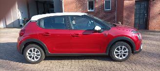 Citroën C3 Bj: 11-2022 1.2 83pk Airconditioning Led verlichting Dab-audio CruiseControl Stoelverwarming Lichtautomaat mistlampen Bi-Color pearl metallic Lack picture 2