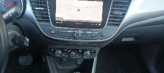 Opel Crossland Bj: 4-2018 1.2-T Automatik Navi Full-Led Half leder bekleding Stoelverwarming stuurwiel met verwarming Voorruit elektrisch verwarmd Lichtautomaat Drivelane assistent regensensor 4xelek ramen Elektrische-spiegels met verwarming inklapbare buitenspiegels Pa picture 21