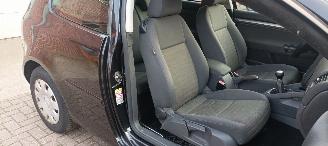 Volkswagen Golf  picture 13