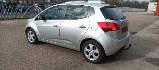 Kia Venga Automaat picture 2