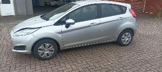 Ford Fiesta  picture 3