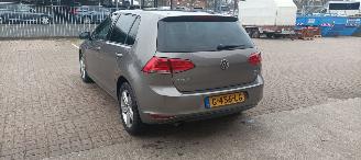 Volkswagen Golf Bj:12-2013 1.2-TSI 105pk Comfortline Climatecontrol CruiseControl Stoelverwarming Lichtautomaat Privacyglas Radio met Infotainment systeem Automatische dimmende binnenspiegel 4xElektrische ramen Elektrische-spiegels met parkeerstand Regensensor Lichtautom picture 6