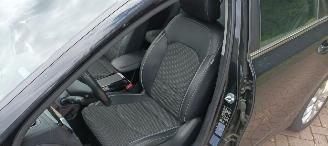 Kia Ceed 1.6-CRDI 136pk Navigatie Leder Sportstoelen Memory Full-Led koplampen Led achterlichten Climatecontrol CruiseControl Stoelverwarming Lichtautomaat Regensensor Drivelane assistent jbl Sound system blindspot Elektrische achterklep Achteruitrijcamera picture 25