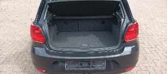 Volkswagen Polo 1.4 TDI DPF Euro6 Climatecontrol frontradar Regensensor leren stuurwiel mistlampen Elektrische ramen Elektrische-spiegels met verwarming Centrale vergrendeling met afstandsbediening Start-Stop systeem 15-inch velgen picture 16