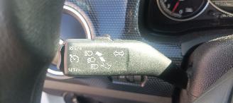 Volkswagen Up! 1.0-Mpi 65pk Move airconditioning Cruisecontrol Drivelane assistent Led verlichting Achteruitrijcamera Parkeersensoren achter Elektrische ramen start/stop systeem Centrale vergrendeling met afstandsbediening picture 19