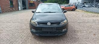 Volkswagen Polo 1.4-TDI Klimaautomatik Regensensor leren stuurwiel mistlampen Front-Radar Brake Assist Elektrische ramen Elektrische-spiegels met verwarming Centrale vergrendeling met afstandsbediening Start-Stop systeem 15-inch velgen picture 10