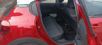 Citroën C3 c3 Edition 1.2-12v Airconditioning Stoelverwarming Lichtautomaat cruisecontrol Dab Radio elektrische buitenspiegels met verwarming Centrale vergrendeling met afstandsbediening Start-Stop systeem 16 inch velgen mistlampen Drivelane assistent Led verlichtin picture 15