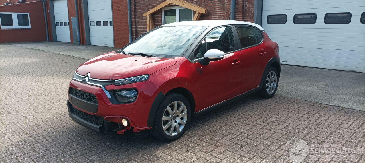 Citroën C3 c3 Edition 1.2-12v Airconditioning Stoelverwarming Lichtautomaat cruisecontrol Dab Radio elektrische buitenspiegels met verwarming Centrale vergrendeling met afstandsbediening Start-Stop systeem 16 inch velgen mistlampen Drivelane assistent Led verlichtin
