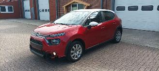 krockskadad bil auto Citroën C3 c3 Edition 1.2-12v Airconditioning Stoelverwarming Lichtautomaat cruisecontrol Dab Radio elektrische buitenspiegels met verwarming Centrale vergrendeling met afstandsbediening Start-Stop systeem 16 inch velgen mistlampen Drivelane assistent Led verlichtin 2022/11