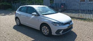 Volkswagen Polo 1.0 Full-Led Virtual Cockpit Led achterlichten Climatecontrol Boordcomputer Stoelverwarming Lichtautomaat cruisecontrol Dab Radio 4x elektrische ramen Elektrische-spiegels Parkeersensoren voor en achter picture 1