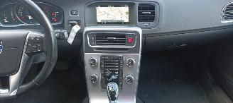 Volvo V-60 Cross Country D4 2.4-Diesel AWD Automatik Navi Led Xenon Leder Privacy glas Trekhaak picture 28