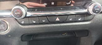 Mazda CX-30 Bj:08-2019 1.8-Skyactive Diesel Navigatie Climatecontrol Leder Memory Sportstoelen Blindspot Drivelane Headup Display Full-Led koplampen Led achterlichten Elektrische achterklep picture 38