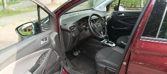 Opel Crossland Bj: 04-2018 1.2-Turbo Automaat Navigatie Climatecontrol CruiseControl Stoelverwarming Lichtautomaat Privacyglas Regensensor Trekhaak Parkeersensoren voor en achter Elektrische ramen 4x elektrische buitenspiegels met verwarming Voorruit met verwarming Led  picture 12