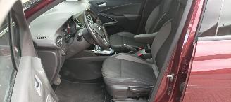 Opel Crossland Bj: 04-2018 1.2-Turbo Automaat Navigatie Climatecontrol CruiseControl Stoelverwarming Lichtautomaat Privacyglas Regensensor Trekhaak Parkeersensoren voor en achter Elektrische ramen 4x elektrische buitenspiegels met verwarming Voorruit met verwarming Led  picture 13