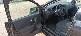 Volkswagen Polo Bj:03-2016 1.4-TDI euro6 Climatecontrol Stoelverwarming Regensensor leren stuurwiel mistlampen Metallic Lak Elektrische ramen Elektrische-spiegels met verwarming Centrale vergrendeling met afstandsbediening Start-Stop systeem Frontassistent picture 12