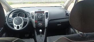 Kia Venga Bj:08-2013 Automatik 1.6-16v 125pk Climatecontrol Stoelverwarming Lichtautomaat 4xElektrische ramen Elektrische-spiegels met verwarming en automatische inklapbaar Privacyglas keyless Entry trekhaak Parkeersensoren mistlampen Metallic Lak picture 17