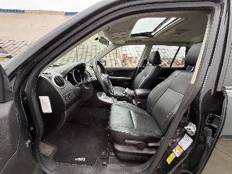 Suzuki Grand-vitara 2.4 EXCLUSIEF  4x4  AUTOMAAT-LEDER-SCHUIFDAK picture 9