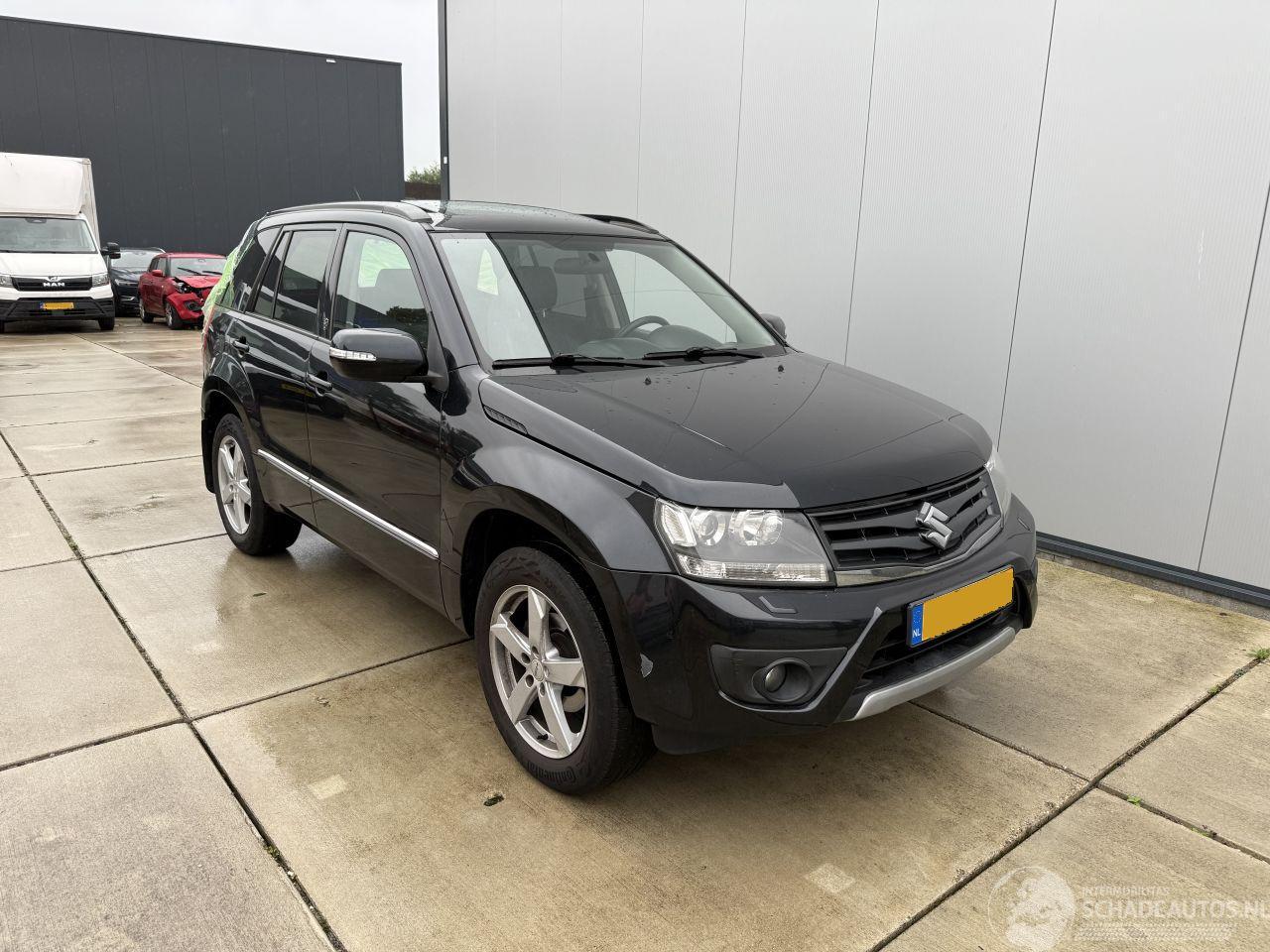 Suzuki Grand-vitara 2.4 EXCLUSIEF  4x4  AUTOMAAT-LEDER-SCHUIFDAK