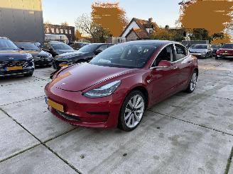 Damaged car Tesla Model 3 Standart RWD Plus 60 kWh -LEDER-NAVI-CAMERA-PDC-ACTIERADIUS 409 KM 2019/9