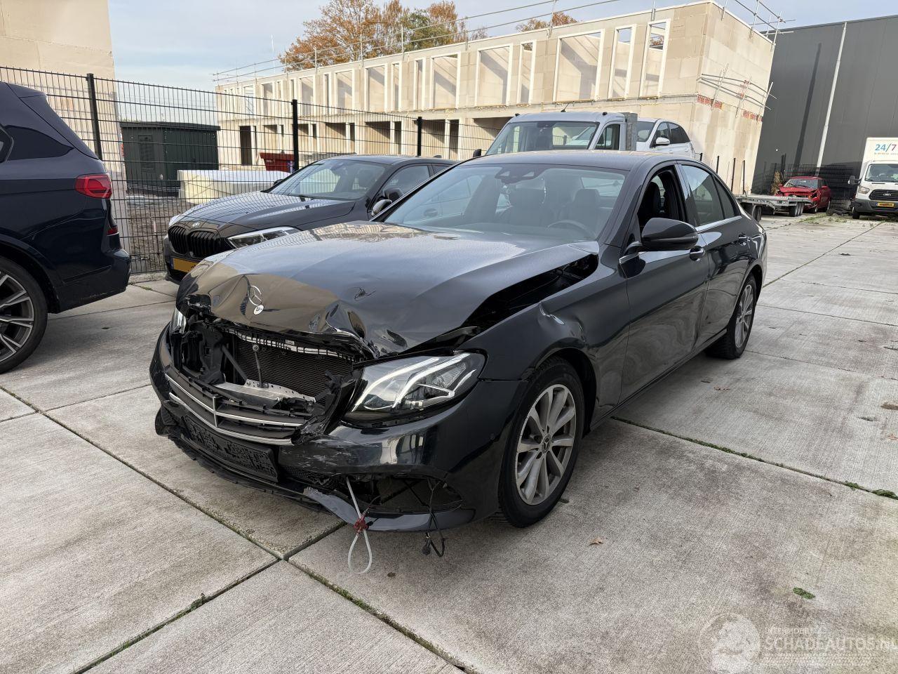 Mercedes E-klasse 200 d  AUTOMAAT-CAMERA-NAVI-LEDER