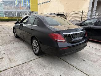 Mercedes E-klasse 200 d AUTOMAAT-HEAD UP-CAMERA-LEDER-NAVI picture 4