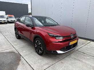 škoda osobní automobily Citroën C4 1.2 HYBRID 136 Buss  AUTOMAAT -CAMERA-NAVI-CLIMA 2025/4