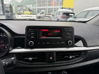 Kia Picanto 1.0 DPI Comfortline picture 16