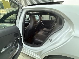 Mercedes A-klasse 200 Business Solution AMG-PANO-CAMERA-NAVI picture 10