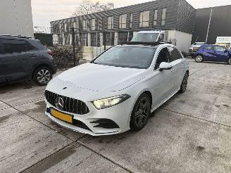 Schadeauto Mercedes A-klasse 200 Business Solution AMG-PANO-CAMERA-NAVI 2019/4