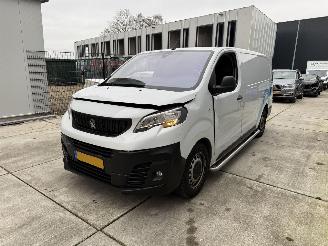 uszkodzony samochody osobowe Peugeot Expert 1.5 Bleu HDI 100 S&S L3 AIRCO 2023/6