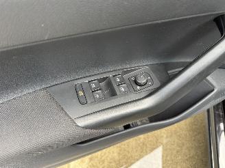 Volkswagen Polo 1.0 TSI Life Edition -CAMERA-PDC-STOEL VERWARMING picture 13