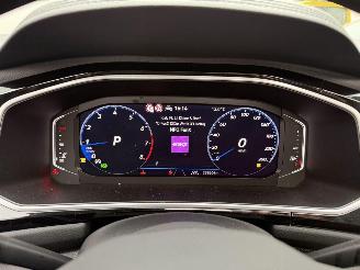 Volkswagen T-Roc 1.5 TSI R-Line DSG-PANO-CAMERA-KEYLESS-VIRTUAL picture 17