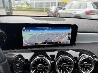 Mercedes A-klasse A250e Business Solution AMG Limited PANO - SFEER - LED picture 18