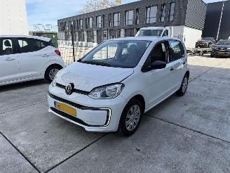 Damaged car Volkswagen e-Up! e-Up! CAMERA - CRUISE - DAB - LED 2021/12