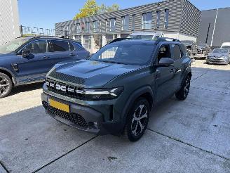 Schadeauto Dacia Duster 1.6 HYBRID 140 Journy -AUTOMAAT-CAMERA-NAVI-PDC 2025/10