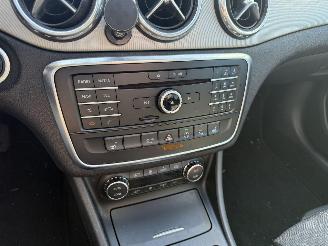 Mercedes GLA 200 d Prestige -AUTOMAAT-PANO-PDC-NAVI picture 18