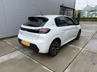 Peugeot 208 1.2 PureTech 75 Styl -AIRCO-PDC picture 5