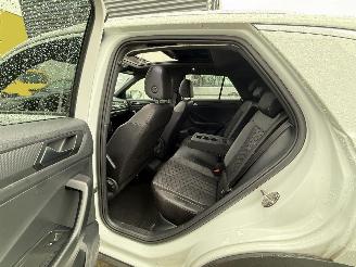 Volkswagen T-Roc 1.5 TSI R-LINE DSG -PANO-NAVI-CAMERA-PDC picture 9