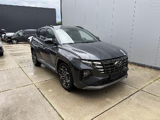 Voiture accidenté Hyundai Tucson 1.6 T-GDI HEV Comfort -NAVI-CAMERA-CRUISE-CLIMA 2023/11