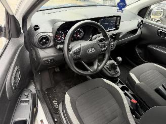 Hyundai I-10 1.0 Comfort 67 PK -AIRCO-PDC-CRUISE picture 3