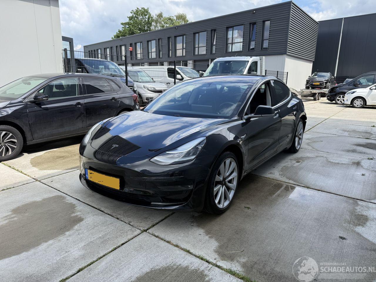 Tesla Model 3 LONG RANGE AWD 75 kWh -LEDER-CAMERA-GLAZENDAK-550 KM ACTIERADIUS