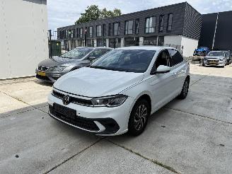 Damaged car Volkswagen Polo 1.0TSI LIFE 95PK - NAVI - CAMERA - LED 2024/8
