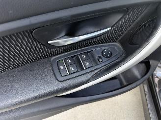 BMW 3-serie 318i Centennial Executive NAVI - CLIMA - PDC picture 15