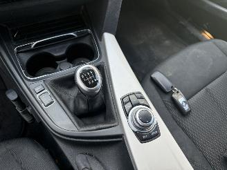 BMW 3-serie 318i Centennial Executive NAVI - CLIMA - PDC picture 21