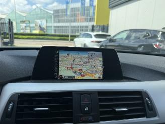 BMW 3-serie 318i Centennial Executive NAVI - CLIMA - PDC picture 19