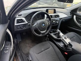 BMW 3-serie 318i Centennial Executive NAVI - CLIMA - PDC picture 3