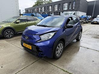 Vaurioauto  passenger cars Toyota Aygo X 1.0VVT-i MT PLAY PDC - CAMERA - AIRCO 2025/8