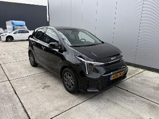 damaged passenger cars Kia Picanto 1.0 DPI DYNAMIC PLUS LINE - CAMERA - NAVI - AIRCO 2025/7