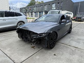 Avarii autoturisme Jaguar XE 2.0 P250 R-Dynamic Black - NAVI - LED - CAMERA - KEYLESS 2022/2